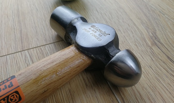 Búa bi được sử dụng nhiều trong ngành cơ khí, rèn kim loại