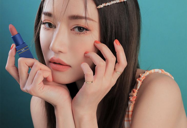 ĐÁNH SON THỎI LÊN ĐÚNG MÀU MONG MUỐN