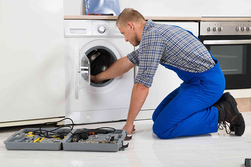 U04 là lỗi cửa máy chưa đóng chặt, hãy đóng kỹ và kiểm tra mép cửa tránh vật cản kẹt