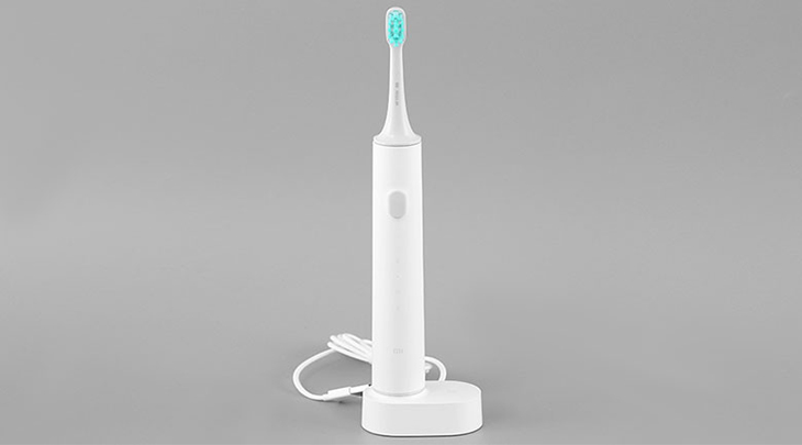 Bàn chải điện Xiaomi NUN4087GL tối ưu với khả năng làm sạch sâu bên trong răng nhờ động cơ siêu âm thông minh