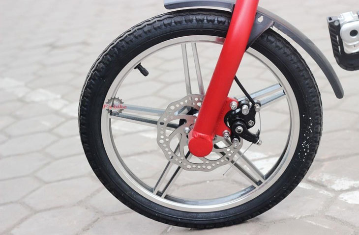 Bánh xe đạp gấp Strida