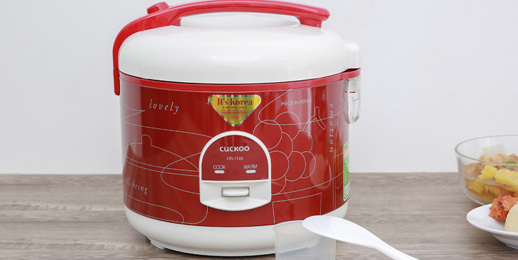 Nồi cơm điện Cuckoo 2 lít CR-1122 với thân nồi làm bằng chất liệu thép không gỉ phủ sơn cao cấp bền bỉ