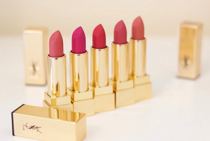 Các sản phẩm thương hiệu YSL luôn đảm bảo son được làm từ thiên nhiên đặc biệt là không có chì giúp an toàn cho người dùng