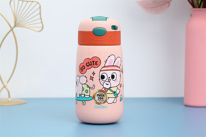 Bình giữ nhiệt Inox 480 ml Delites X22 có khóa chống đổ nước, ron Silicone kín chặt, hạn chế rò rỉ nước, giúp bé mang đi một cách tiện lợi