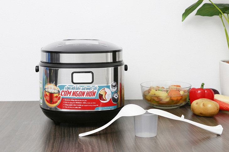 nồi cơm điện Sunhouse Mama 1.8 lít SHD8903