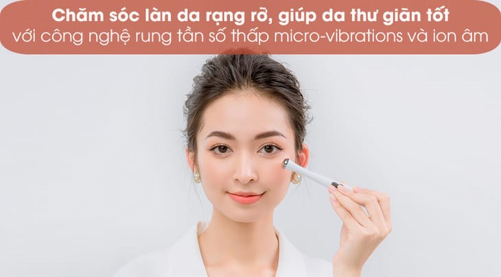 Máy massage mắt chống lão hóa Lifetrons EM-100 kết hợp công nghệ rung tần số thấp Micro - vibrations cùng với công nghệ ion âm giúp da tươi trẻ hơn