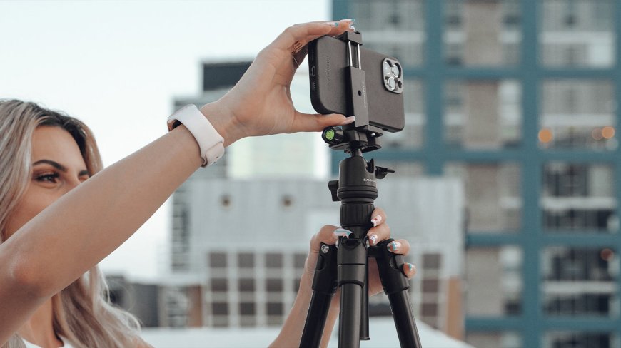 Chân máy ảnh, chân điện thoại (Tripod)