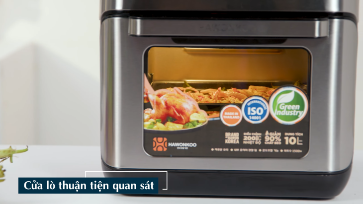Cửa lò bằng kính trong suốt dễ dàng quan sát thực phẩm bên trong