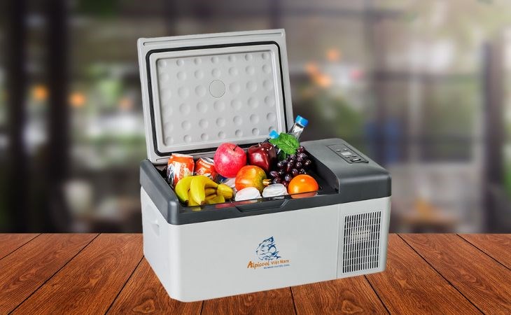 Tủ lạnh mini cỡ nhỏ phù hợp với những chuyến đi du lịch