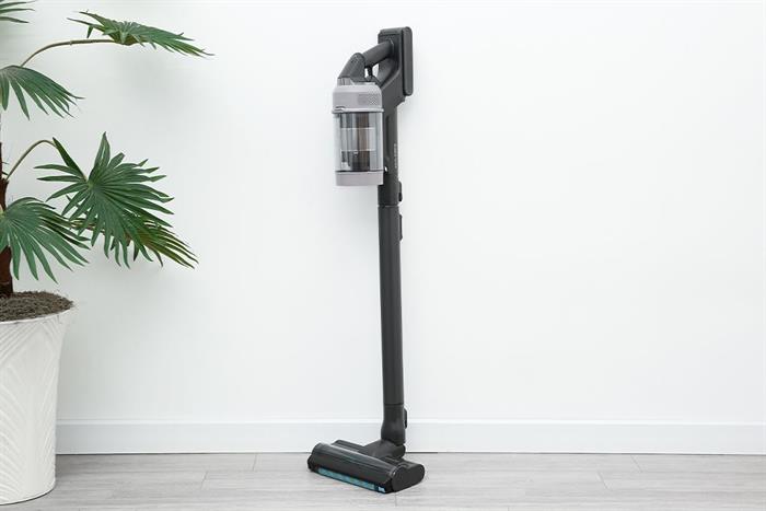 Máy hút bụi không dây Samsung VS80F28DBP/SV với hệ thống lọc HEPA đa lớp giúp lọc sạch hầu hết bụi mịn và các tác nhân gây dị ứng