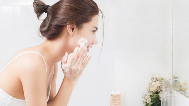 Tạo thói quen rửa mặt hàng ngày cùng sữa rửa mặt phù hợp