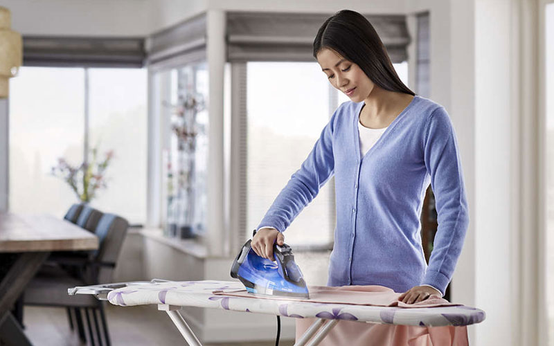 Mẹo dùng bàn ủi tiết kiệm điện