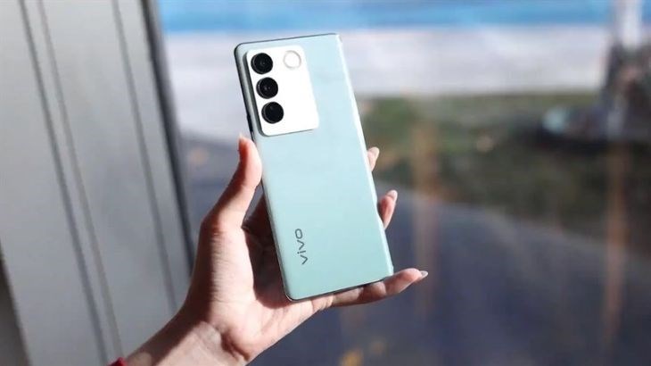Vivo S17 Series gây ấn tượng với màn hình AMOLED 6.78 inch với độ phân giải Full HD+