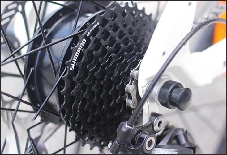 Xe đạp địa hình XDS được trang bị bộ truyền động đa tốc độ với khả năng sang số mượt mà