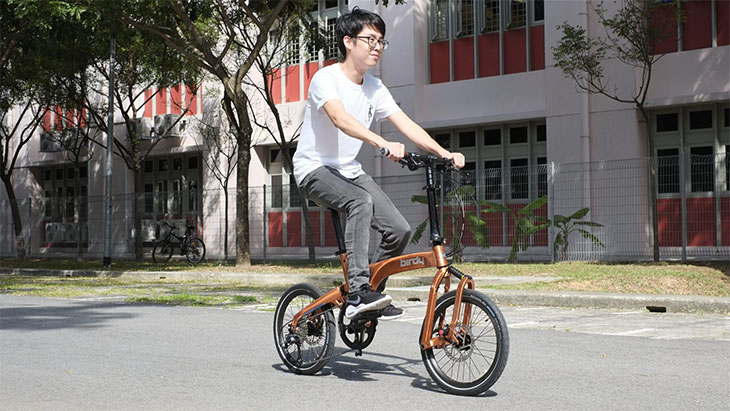 Xe đạp chạy bằng sức người, không gây ô nhiễm môi trường