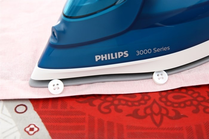 mua-ban-ui-hoi-nuoc-philips-dst3040-70-uy-tin-gia-re-2