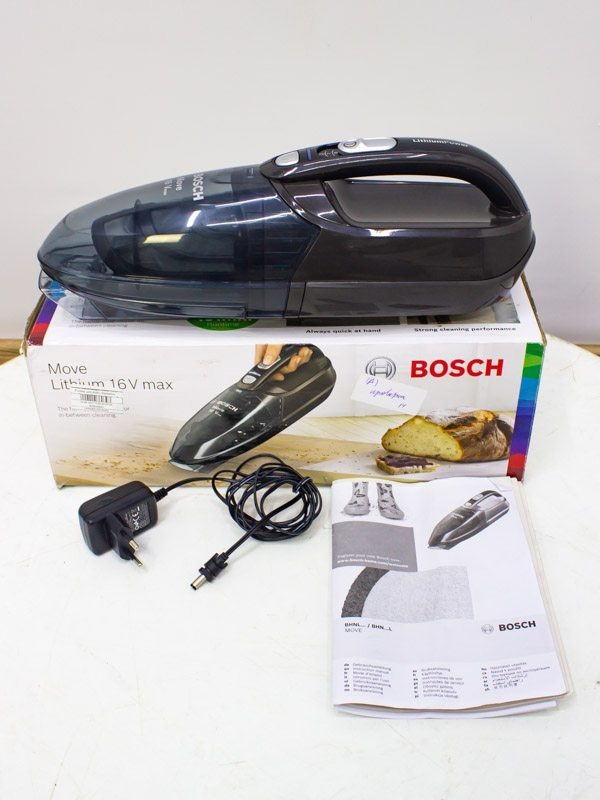 mua-may-hut-bui-cam-tay-bosch-bhn16l-gia-re-5