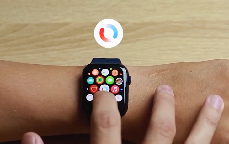 Đeo Apple Watch vào cổ tay, rồi nhấn nút khởi động và chọn chức năng Blood Oxygen