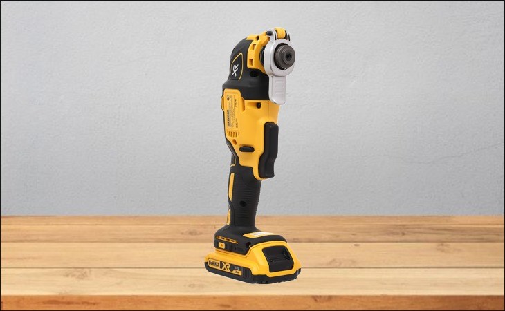 Máy cắt rung đa năng Dewalt DCS355D2-KR 18V cắt được đa dạng các bề mặt vật liệu