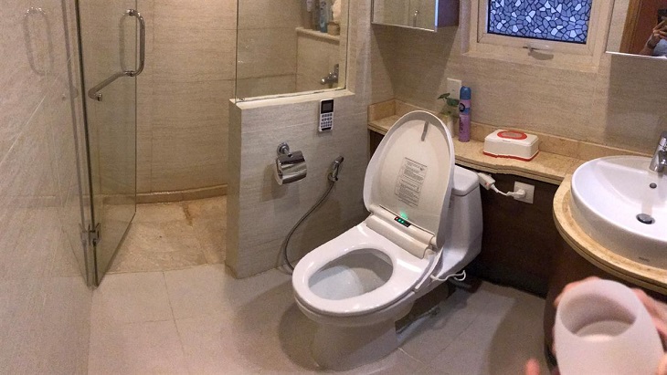 Nắp bồn cầu thông minh được người Nhật đầu tư và phát triển hơn 50 năm