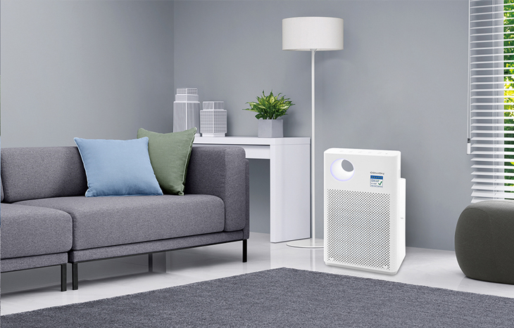 Không đóng cửa khi sử dụng máy lọc không khí