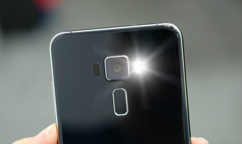 Cài đặt đèn chớp flash khi có cuộc gọi đến trên Android