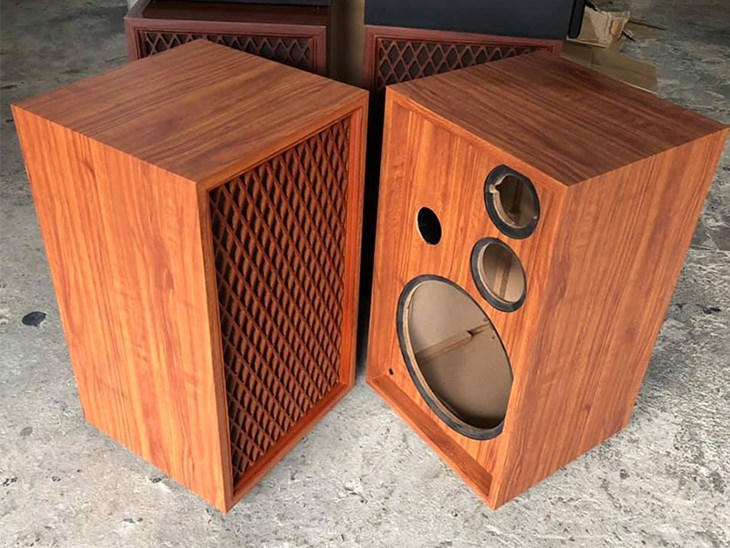 Trước khi đóng loa bass, bạn cần xác định rõ công suất loa để chọn kích thước và thiết kế phù hợp