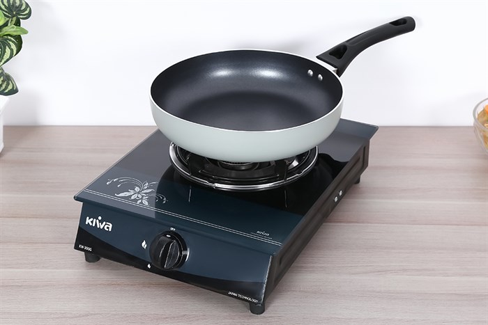 Chảo nhôm chống dính 26 cm Elmich Smartcook SM5707MN làm từ chất liệu cao cấp, đạt chuẩn chất lượng và thiết kế Châu Âu