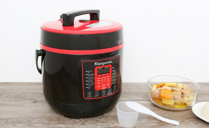 Bạn nên đặt nồi áp suất Kangaroo KG6P2 6 lít ở nơi thoáng mát giúp bảo quản thiết bị hoạt động bền lâu