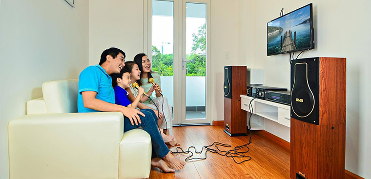 Tư vấn mua tivi cho phòng karaoke
