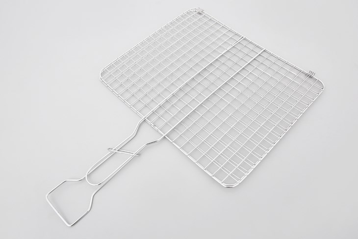 Vỉ nướng inox 30 x 24.5 cm Tithafac 02 có tay cầm dài  không sợ bỏng, nóng khi thao tác