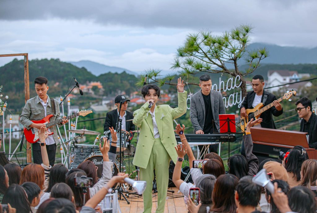 Nhạc Acoustic là gì? Nguồn gốc của nhạc Acoustic