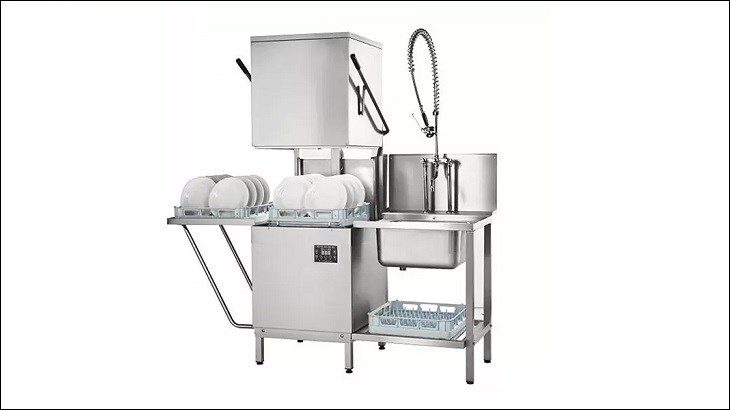 Máy rửa bát công nghiệp có công suất lớn cùng khả năng rửa được lượng lớn chén bát, dĩa, ly,... trong một chu trình rửa