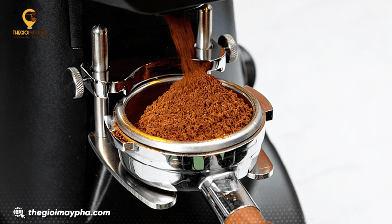 Máy pha cà phê espresso 2026: Mẹo kéo crema dày hơn mà không cần đổi máy