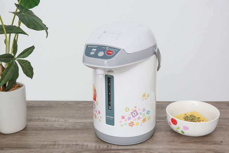 Thiết kế hình trụ thon gọn, dung tích 3 lít - Bình thủy điện Sharp KP-Y32PV-CU 3 lít Thiết kế hình trụ thon gọn, dung tích 3 lít - Bình thủy điện Sharp KP-Y32PV-CU 3 lít