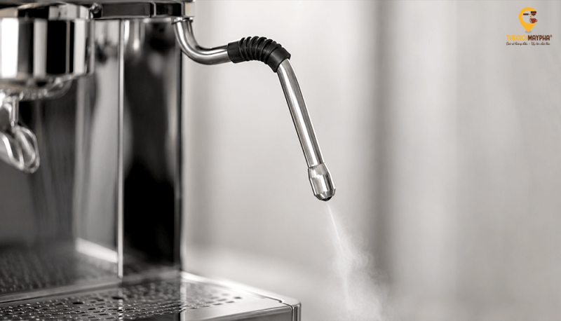 Máy pha cà phê công suất nhỏ có phù hợp để kinh doanh không? Kinh nghiệm chọn máy cho quán nhỏ