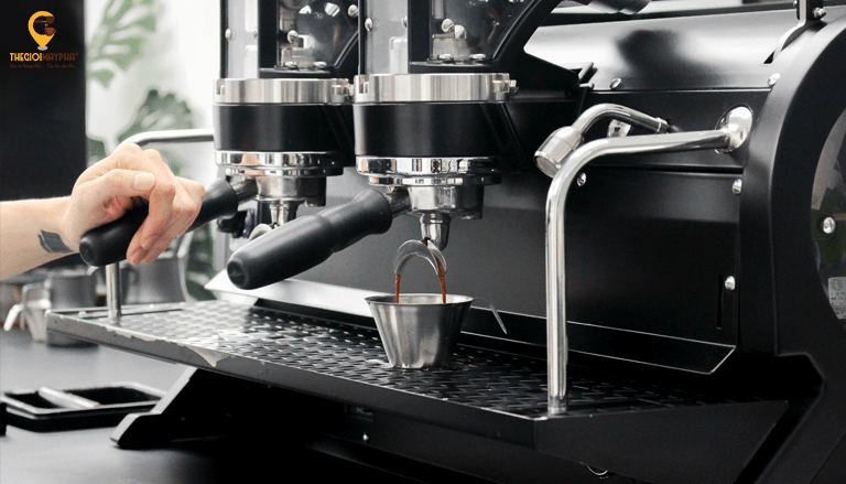 Máy pha cà phê công suất lớn phù hợp với những mô hình nào?