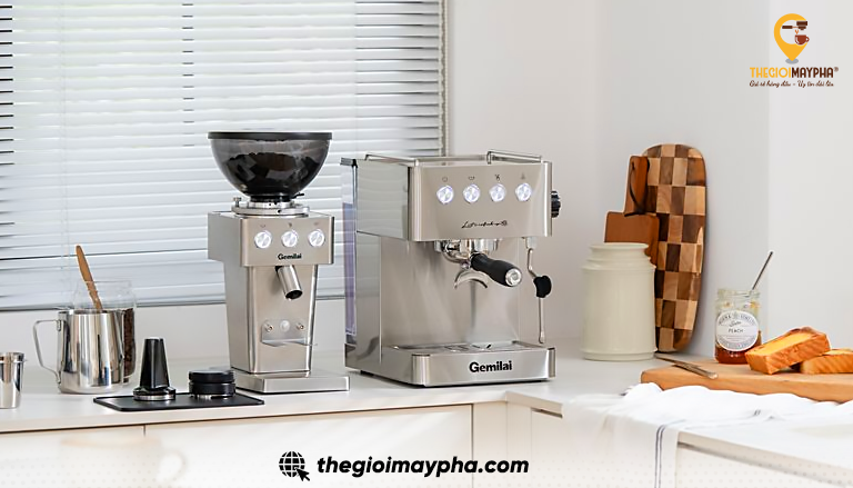Công suất máy pha cà phê bao nhiêu là phù hợp?