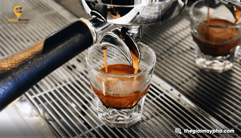 Mua máy pha cafe cũ 2026: Checklist test nhanh để tránh mua về là sửa