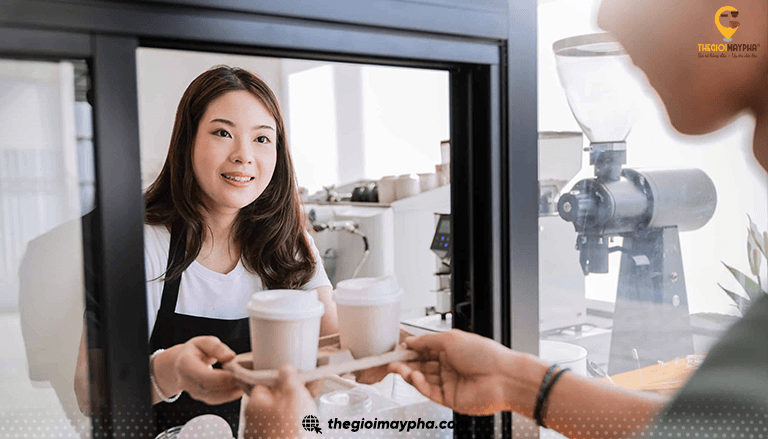 Những dòng máy pha cà phê phù hợp để bán cafe take away hiện nay