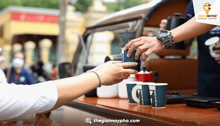 Xe bán cà phê mang đi – Xu hướng kinh doanh ít vốn, lời nhanh