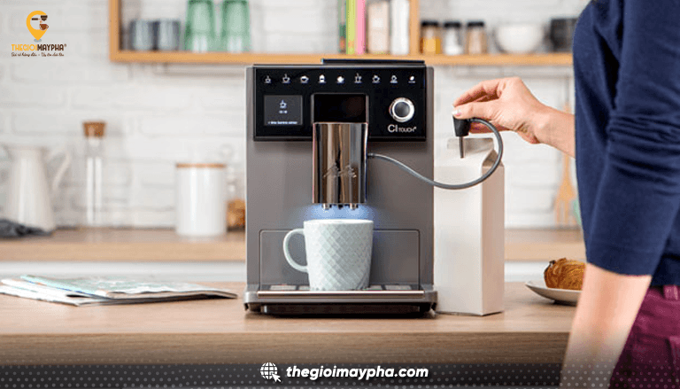 Máy pha cà phê tự động cho văn phòng 20 người: Giải pháp tiện lợi mỗi ngày