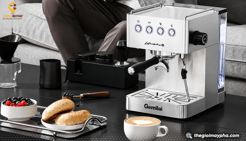 Máy pha cà phê espresso giá rẻ liệu có đáng mua? Góc nhìn thực tế trước khi đầu tư