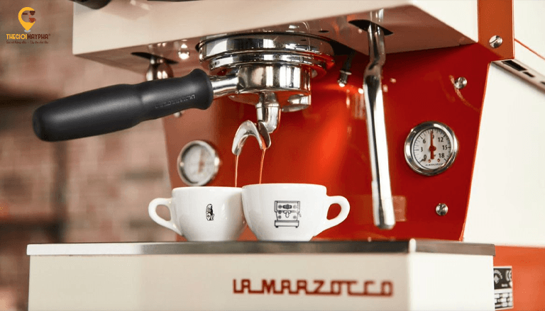 Sai lầm khiến nhiều chủ quán chọn nhầm máy pha cafe và cách tránh trước khi đầu tư