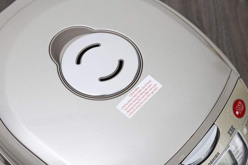 Nồi cơm điện tử Toshiba RC-18RH(CG)VN Nồi cơm điện tử Toshiba RC-18RH(CG)VN