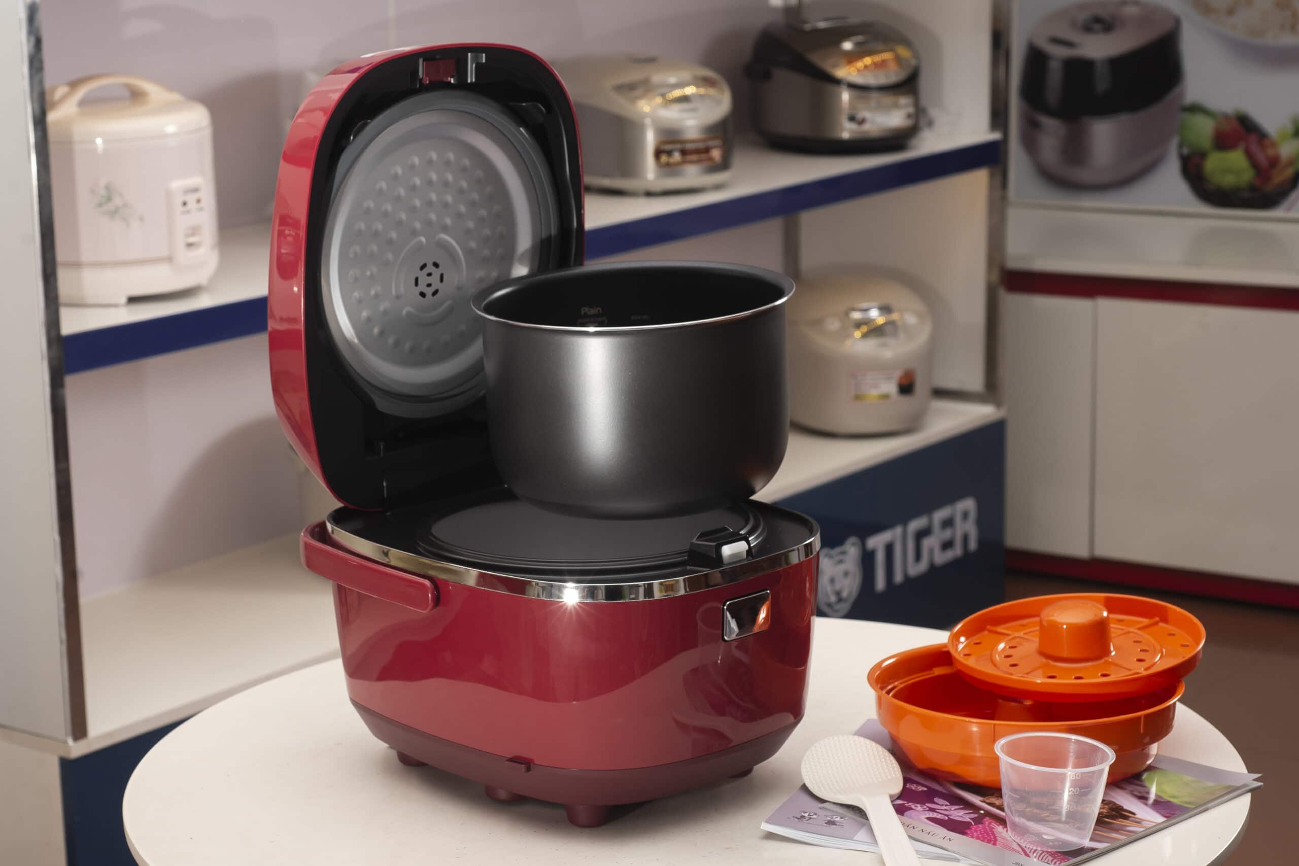 NỒI CƠM ĐIỆN TỬ TIGER JBX-A10W 1.0L
