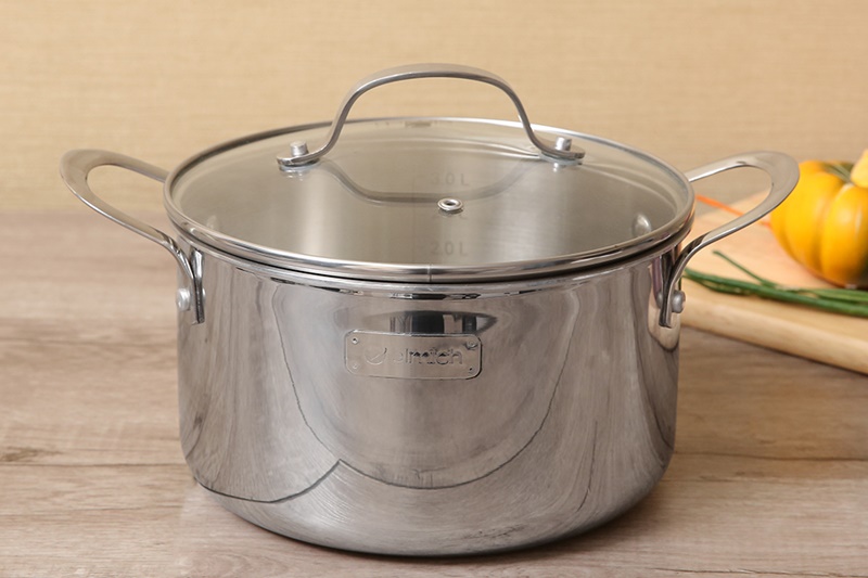 Thiết kế sáng bóng, sang trọng từ mọi góc nhìn - Nồi inox 304 20cm Elmich Tri-Max 2353733 Thiết kế sáng bóng, sang trọng từ mọi góc nhìn - Nồi inox 304 20cm Elmich Tri-Max 2353733
