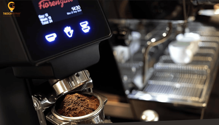 Những thiết bị không thể thiếu bên cạnh máy pha cà phê espresso
