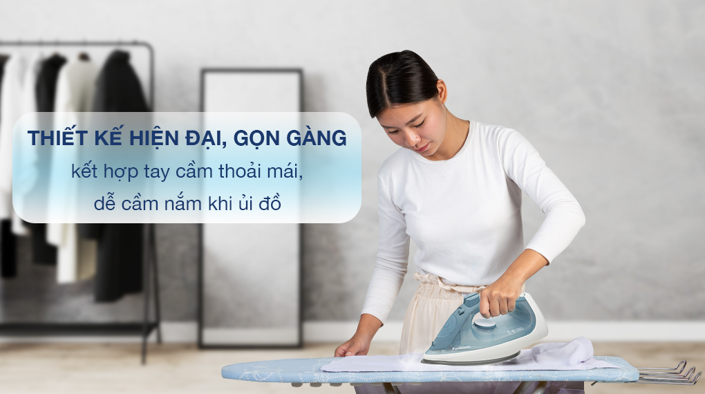 ban-ui-hoi-nuoc-panasonic-ni-s430gra-2300w-29668
