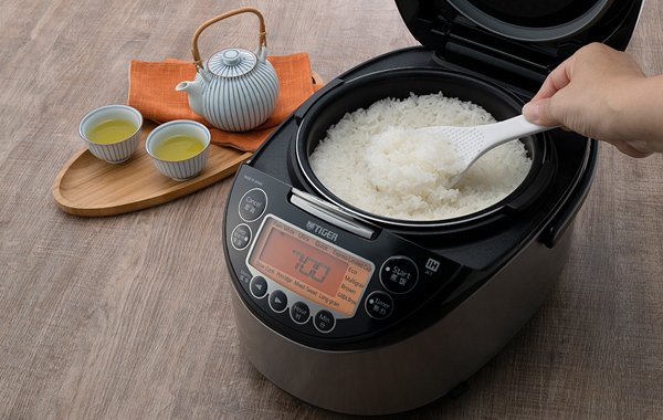noi-com-dien-tu-cao-tan-tiger-1-8-lit-jkt-f18w-xam-den-28686-4